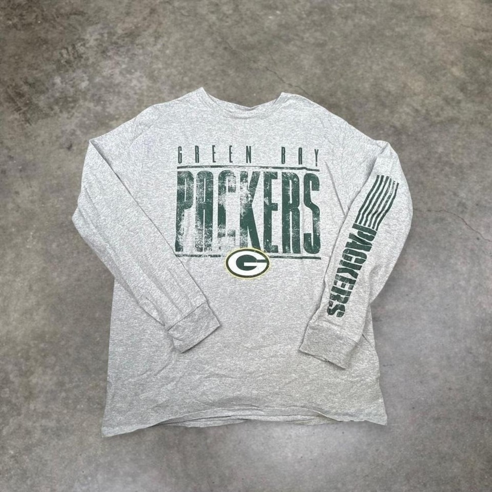 Green Bay Packers long sleeve graphic shirt Classic Packers logo graphic